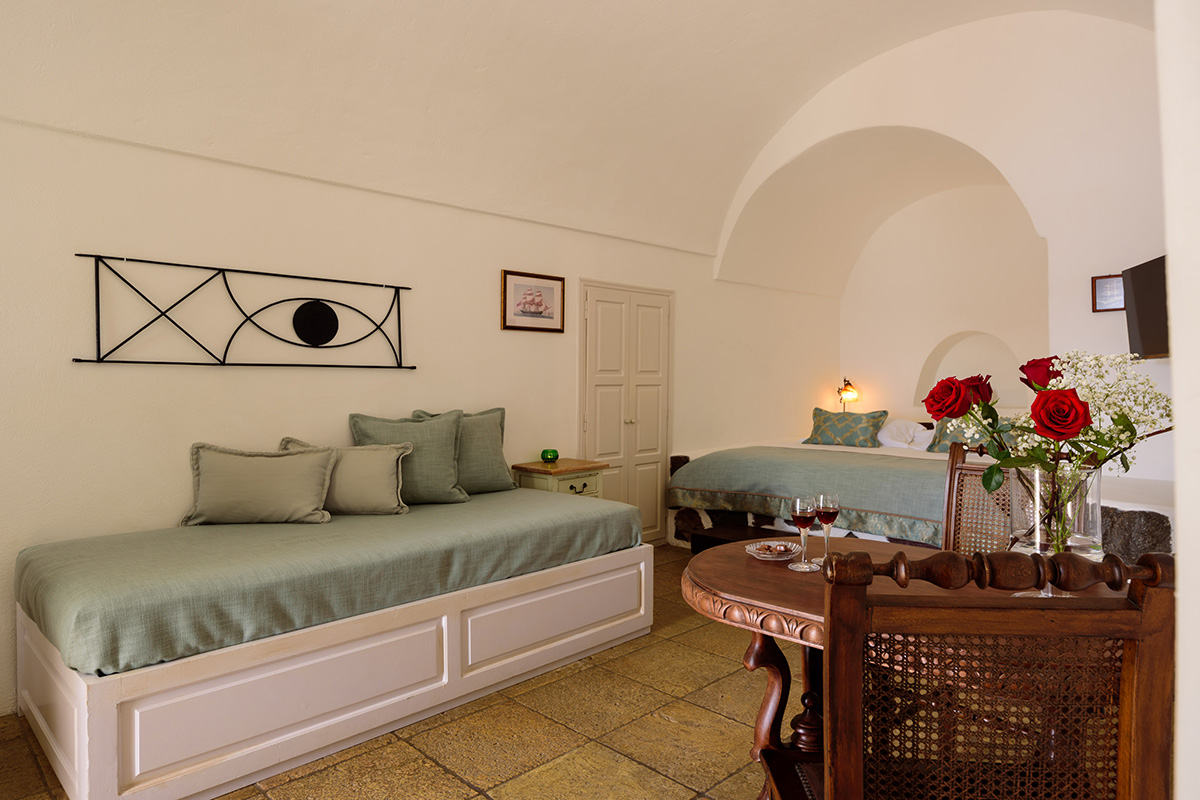 Fanari Villas Santorini Gallery Img13.jpg